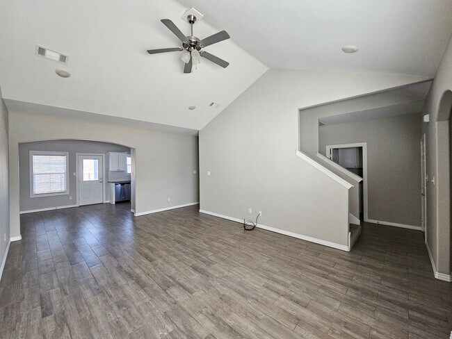 Building Photo - **Move In Special: $1500 to Move In  (incl...
