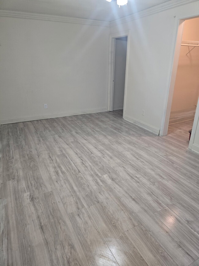 Foto del edificio - 140 Ambroise St