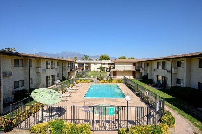 Building Photo - Park Columbia Apts