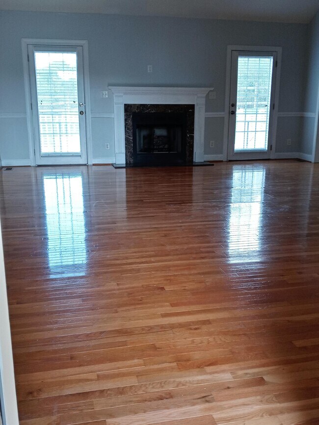 Building Photo - 2914 Loxdale Farms Dr