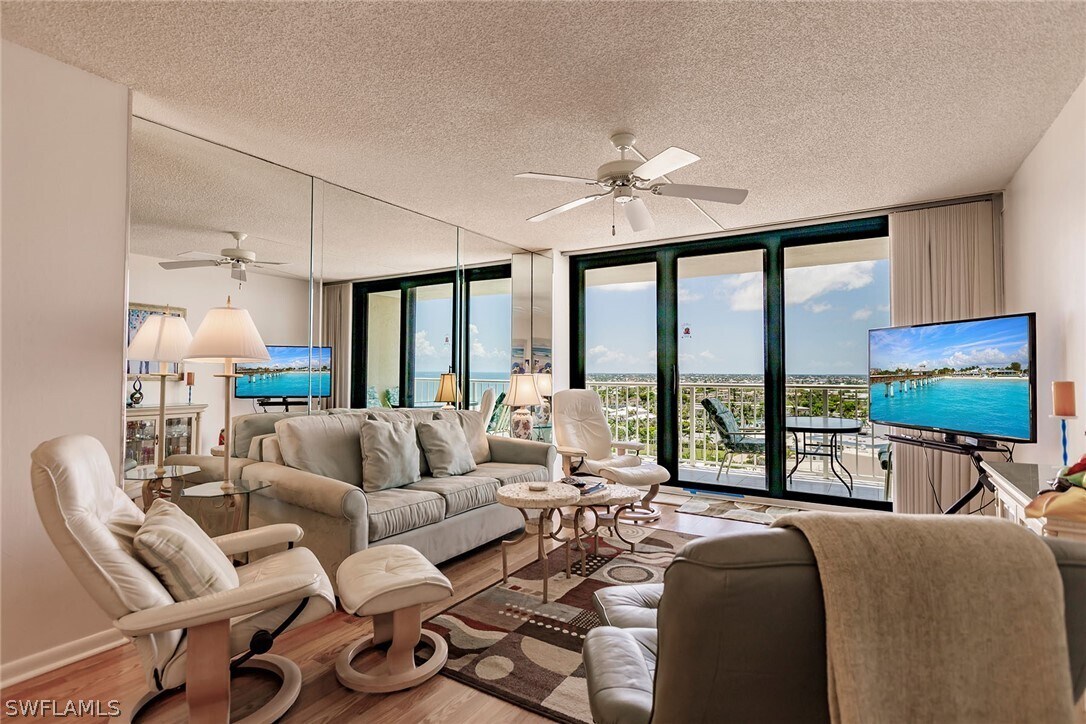 Foto del edificio - 260 Seaview Ct