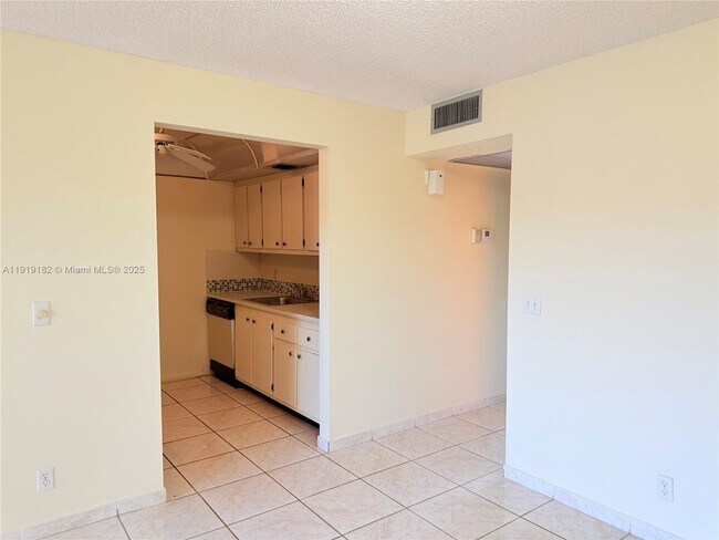 Foto del edificio - 850 SW 133rd Terrace