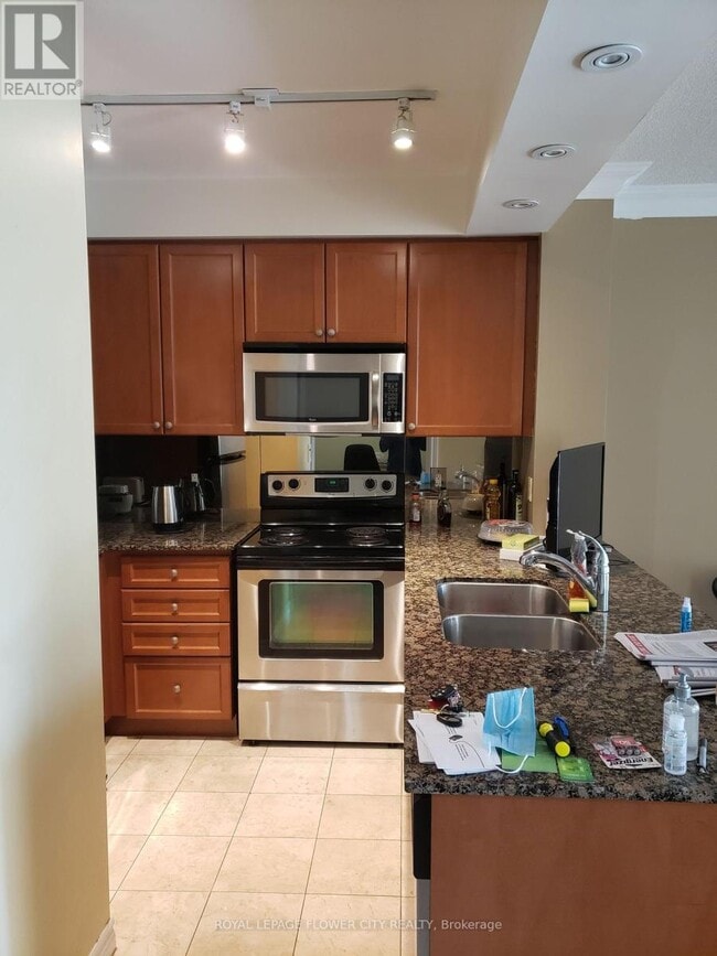 Building Photo - 88 Promenade Cir
