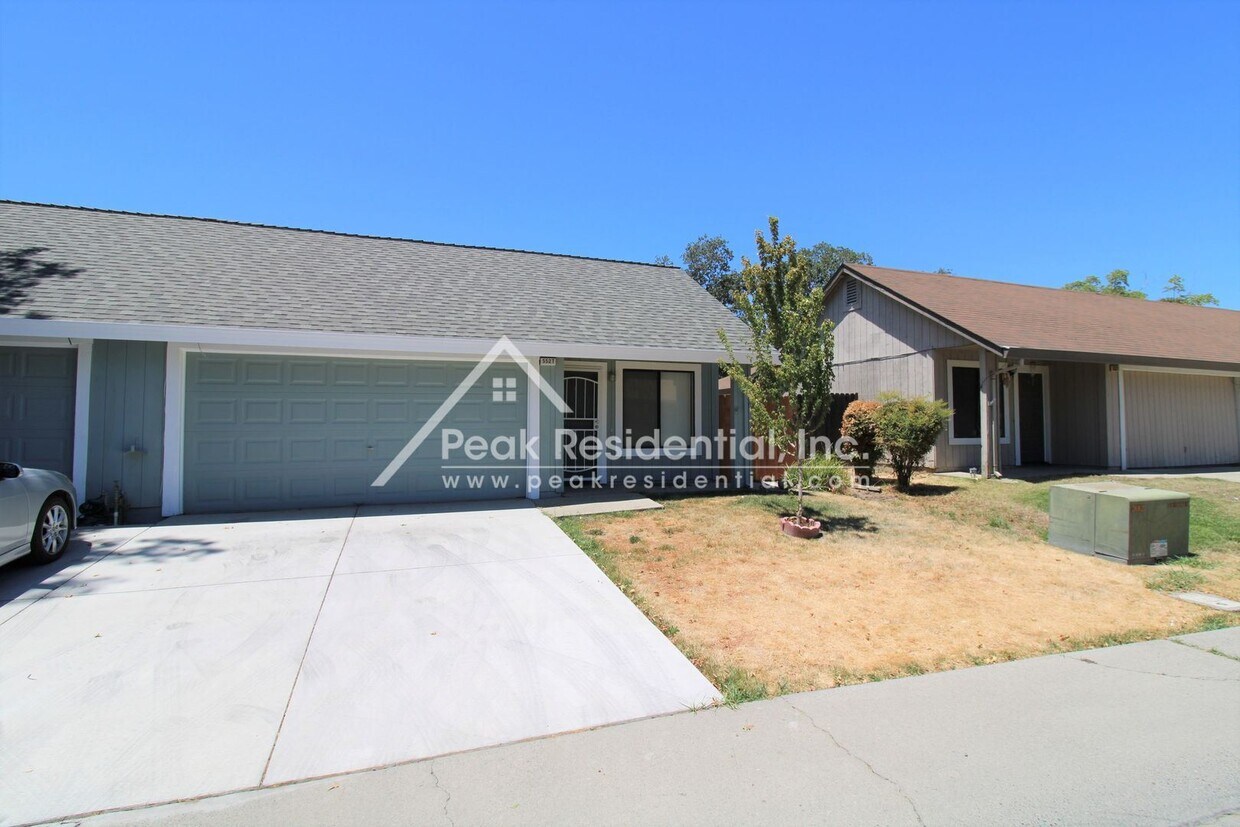 Primary Photo - 2 br, 2 bath House - 5527 Towhee Way