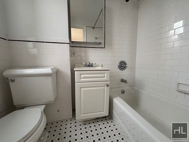 Building Photo - AMSTERDAM AVENUE