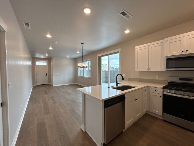 Building Photo - 2 Bedroom in the Luderman Crossing Community