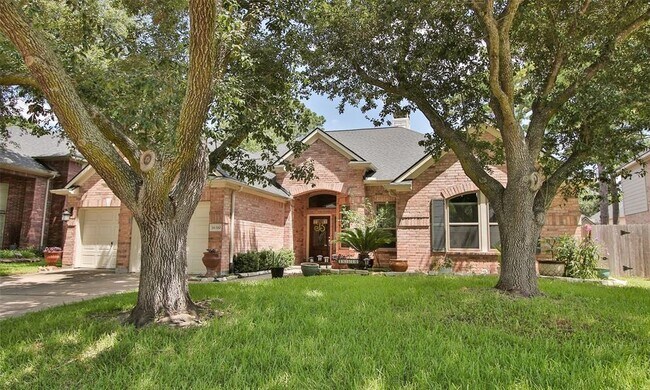 Foto del edificio - 16310 Wytchwood Cir