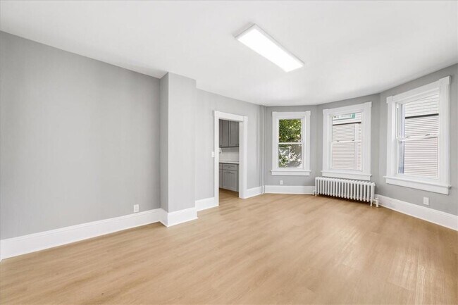 Foto del edificio - 105 Maple St