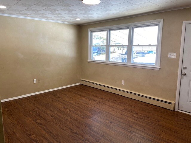Building Photo - 2008 Lockwood Ln