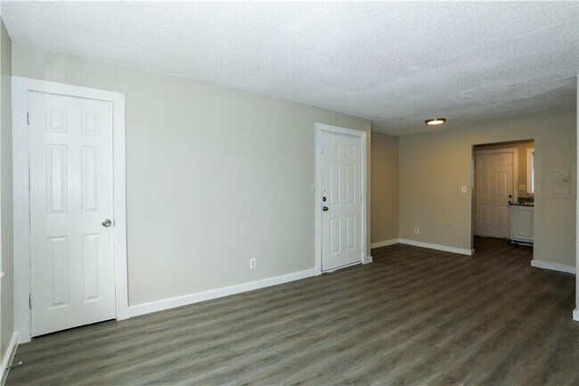 Foto del edificio - 2055 Alison Ct SW
