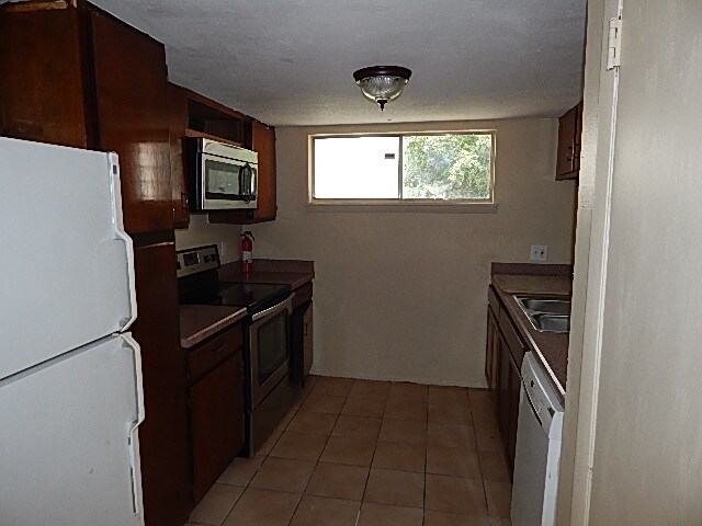 Primary Photo - 4010 Woodfern Dr