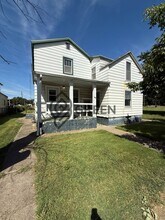 Building Photo - 735 N Schuyler Ave
