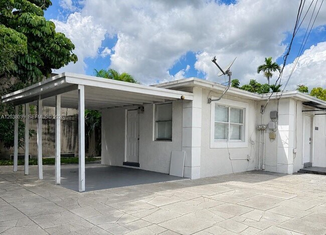 Foto del edificio - 600 NW 116th Terrace