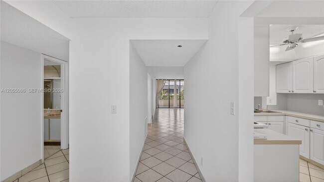 Foto del edificio - 1850 Homewood Blvd