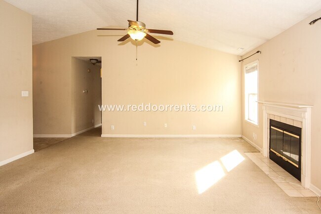 Foto del edificio - Coming Soon! Cozy Fishers Home