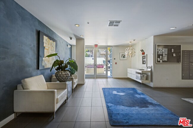 Foto del edificio - 436 S Virgil Ave