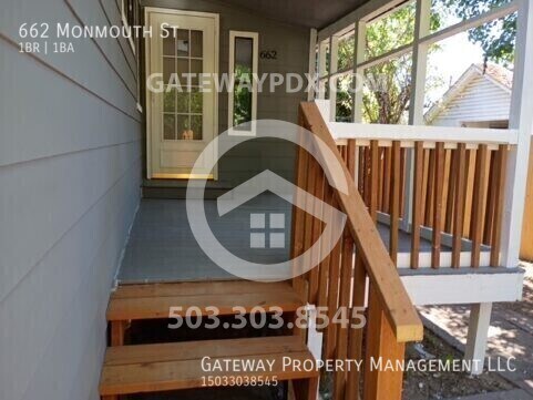 Foto principal - 662 Monmouth St