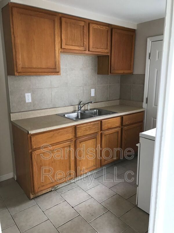 Building Photo - 1434 Sulzer Ave