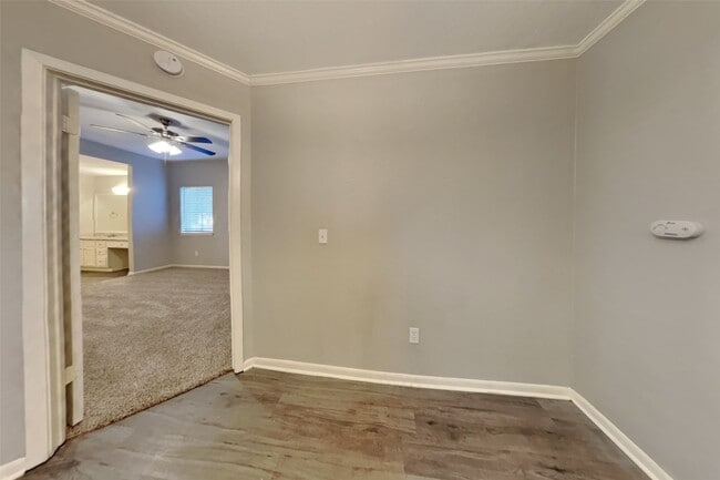 Building Photo - 12303 Flaxen Dr