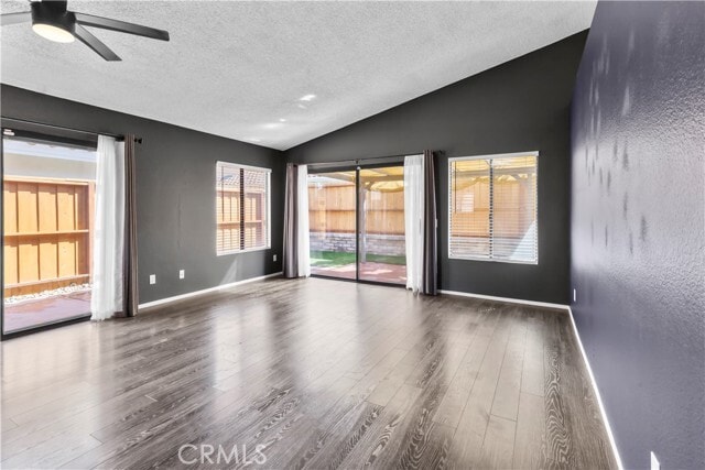 Building Photo - 162 Mistletoe Dr
