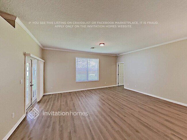 Foto del edificio - 3713 Fallscrest Cir