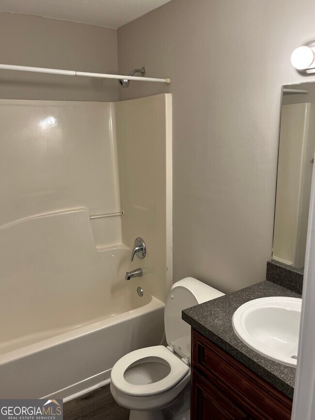 Foto del edificio - 417 WI Pkwy