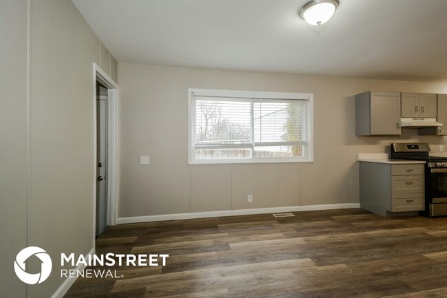 Building Photo - 1095 Humes Ln