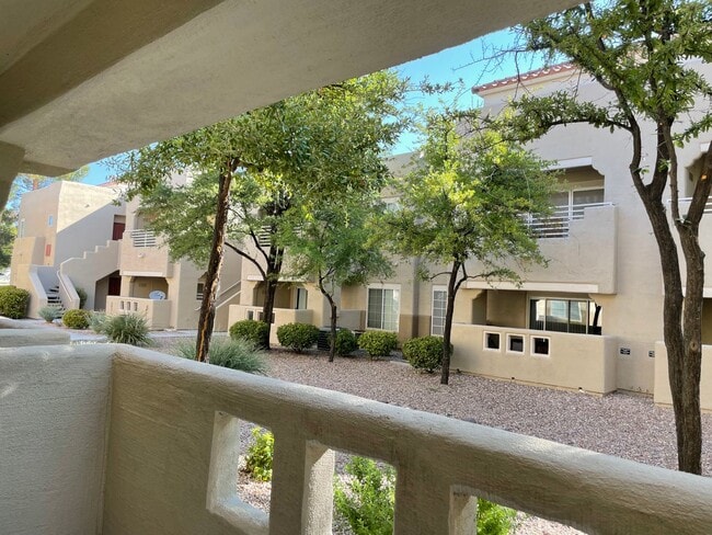 Building Photo - Gated First Floow Summerlin Condo - 2 Bedr...