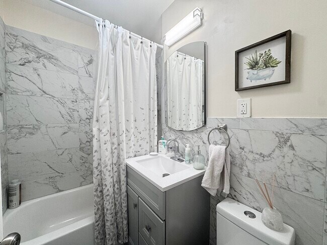 Foto del edificio - 354 Tappan St