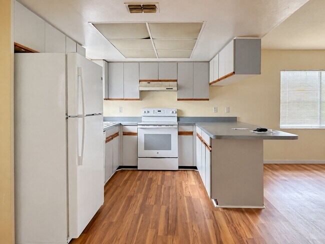 Foto del edificio - 1613 28th St W