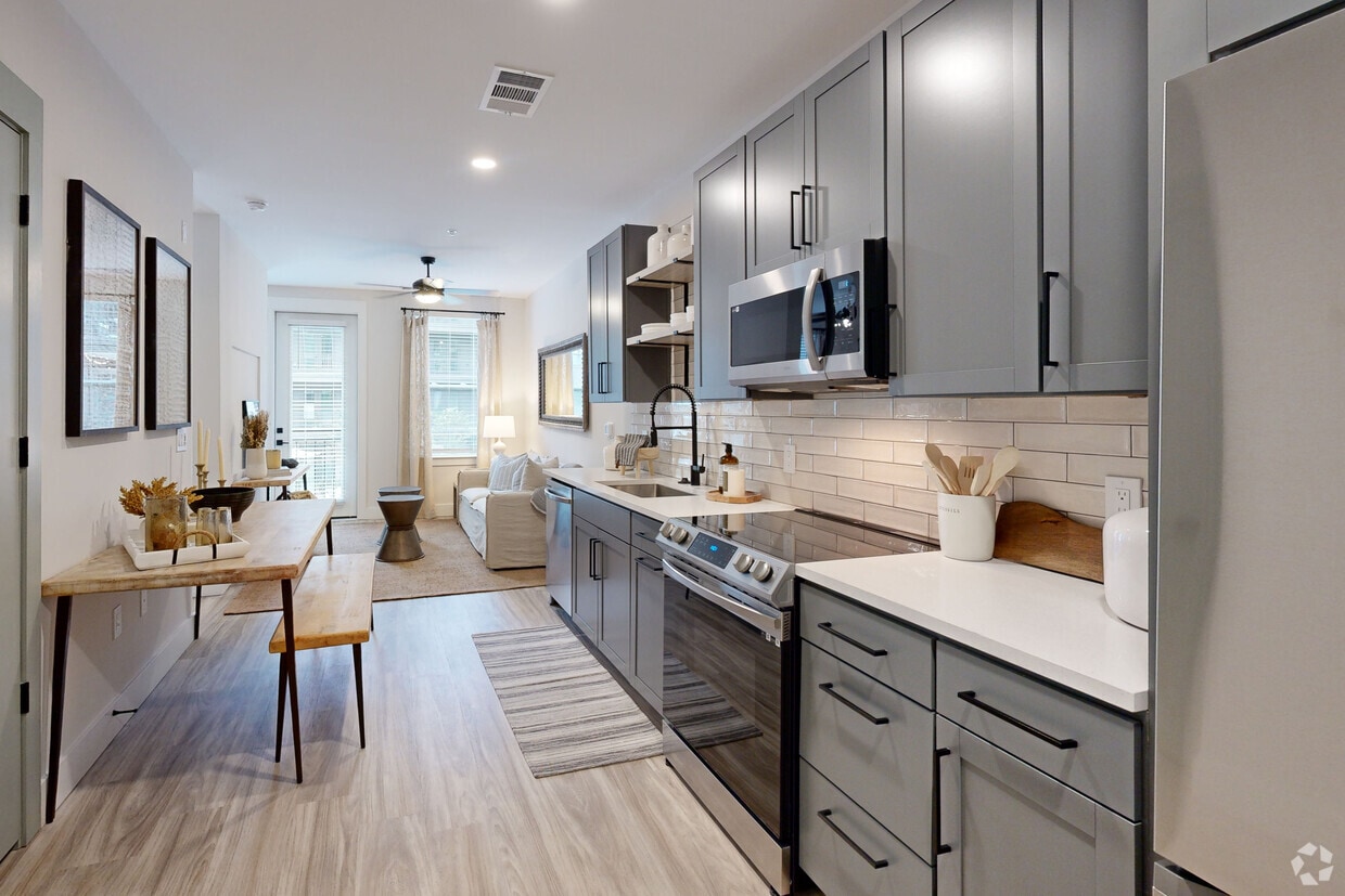 Photo - MAA West Midtown Apartments