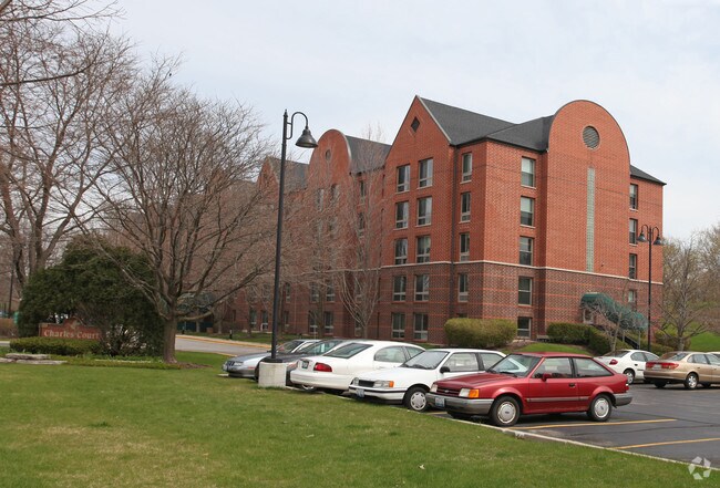 Primary Photo - 300 N Charles Ave