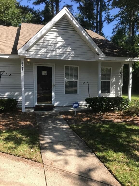 Primary Photo - 404 Pond Pine RENT-TO-OWN
