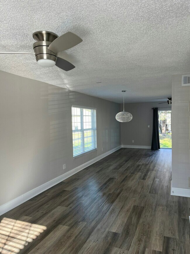 Foto del edificio - 5114 Sunridge Palms Dr