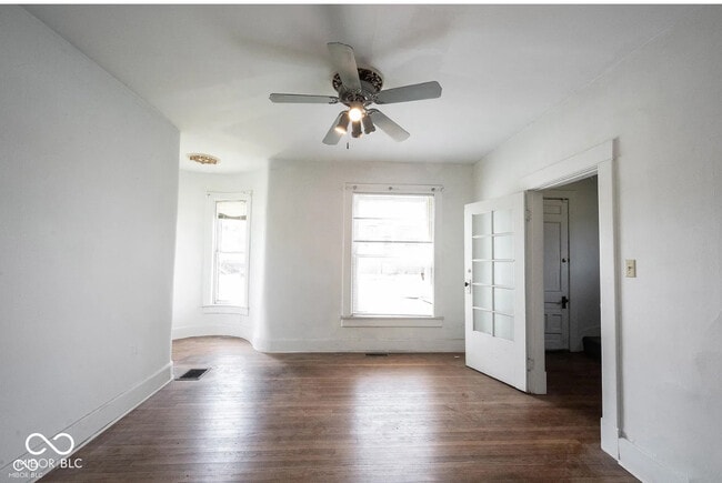 Building Photo - 4626 E Washington St