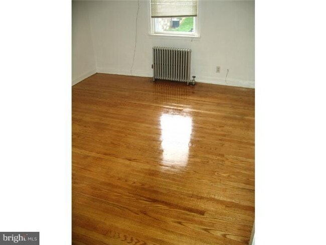 Foto del edificio - 1629 Murdoch Rd