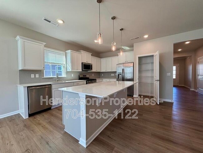 Building Photo - 125 Pampas Pl