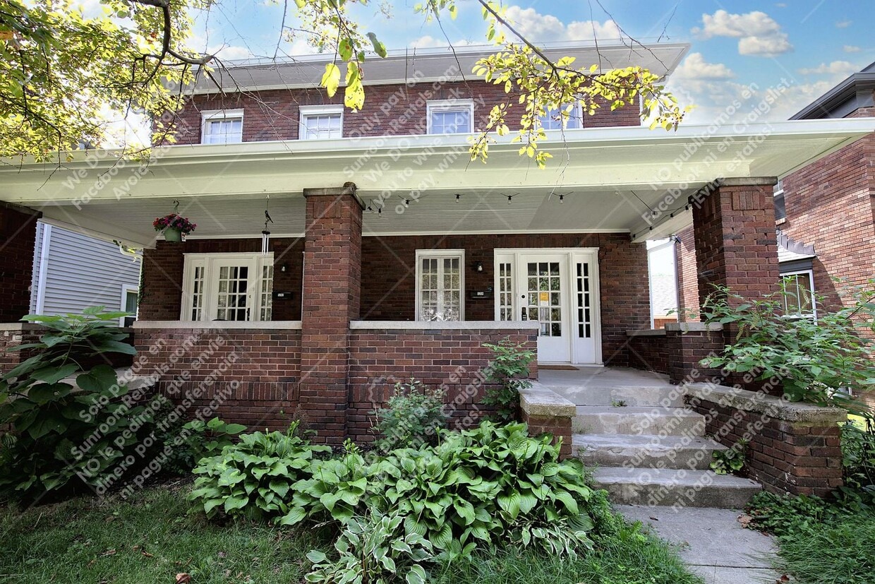 Primary Photo - 5264 N College Ave