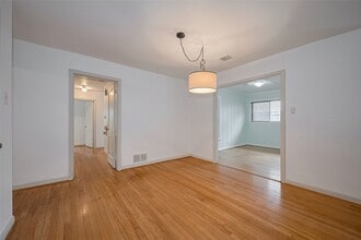 Building Photo - 3610 Glen Haven Blvd