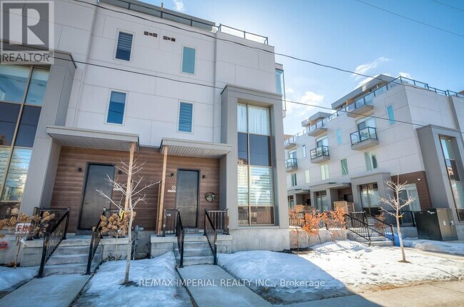Photo du bâtiment - 18-18 Greenbriar Rd