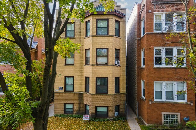 Foto del edificio - 2133 W Giddings St