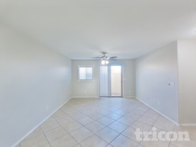 Foto del edificio - 5292 Tipper Ave