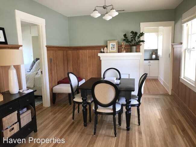 Building Photo - 2 br, 1 bath House - 1450 Marsh St.