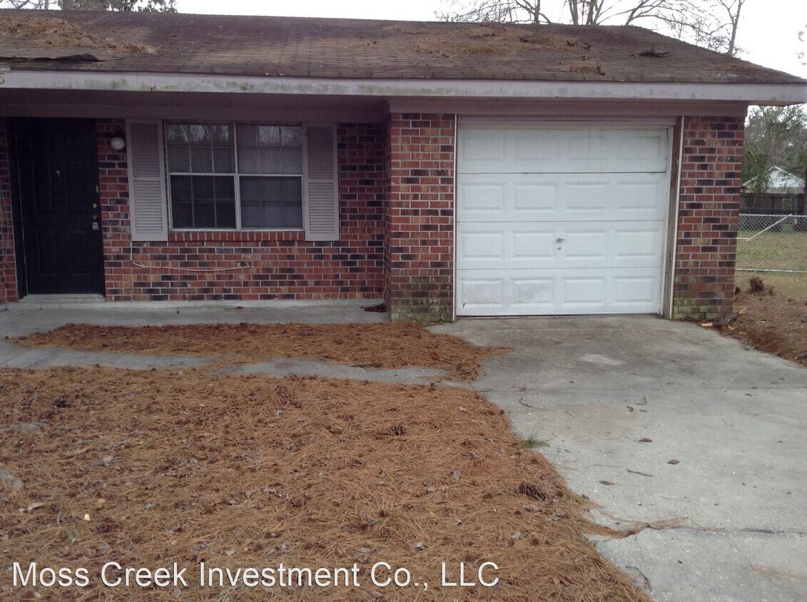 Building Photo - 3 br, 1.5 bath House - 4495 Hardwood Drive