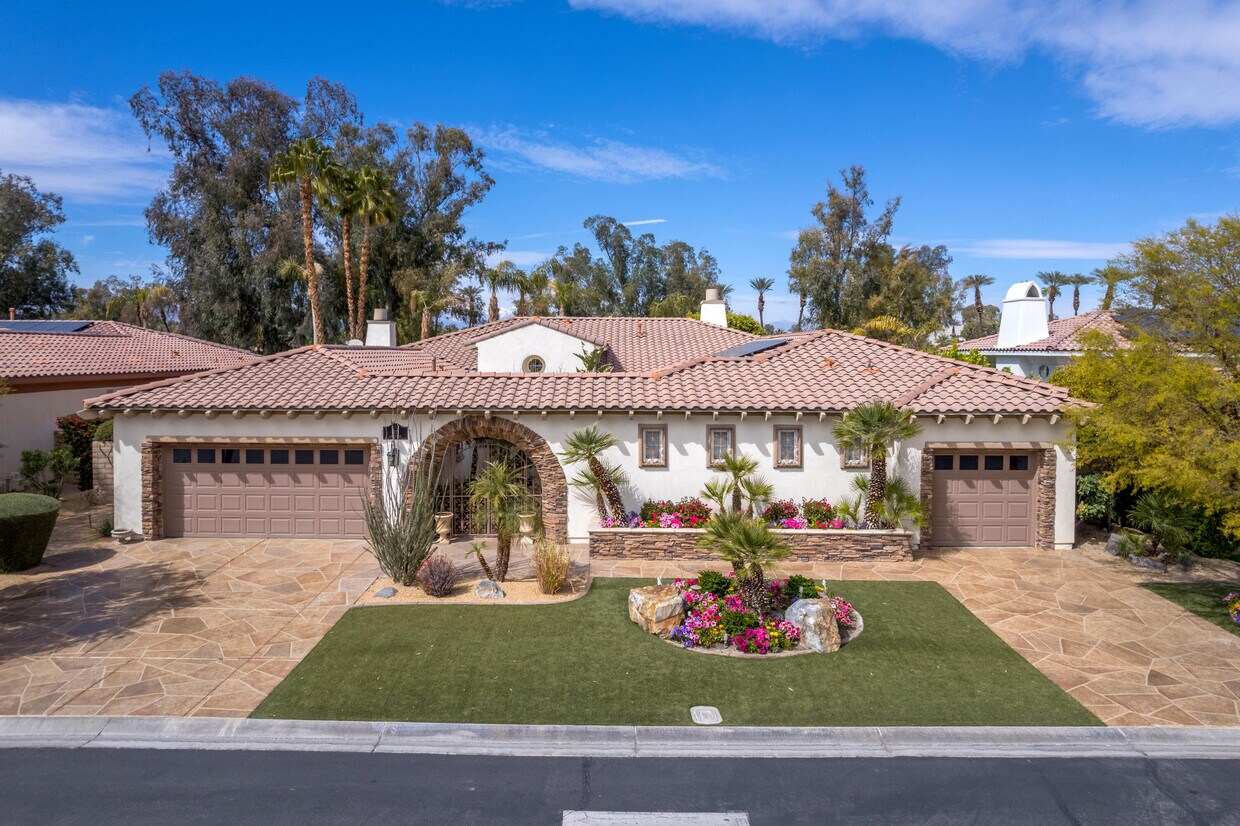 37 Oakmont Dr, Rancho Mirage, CA 92270 House Rental in Rancho Mirage