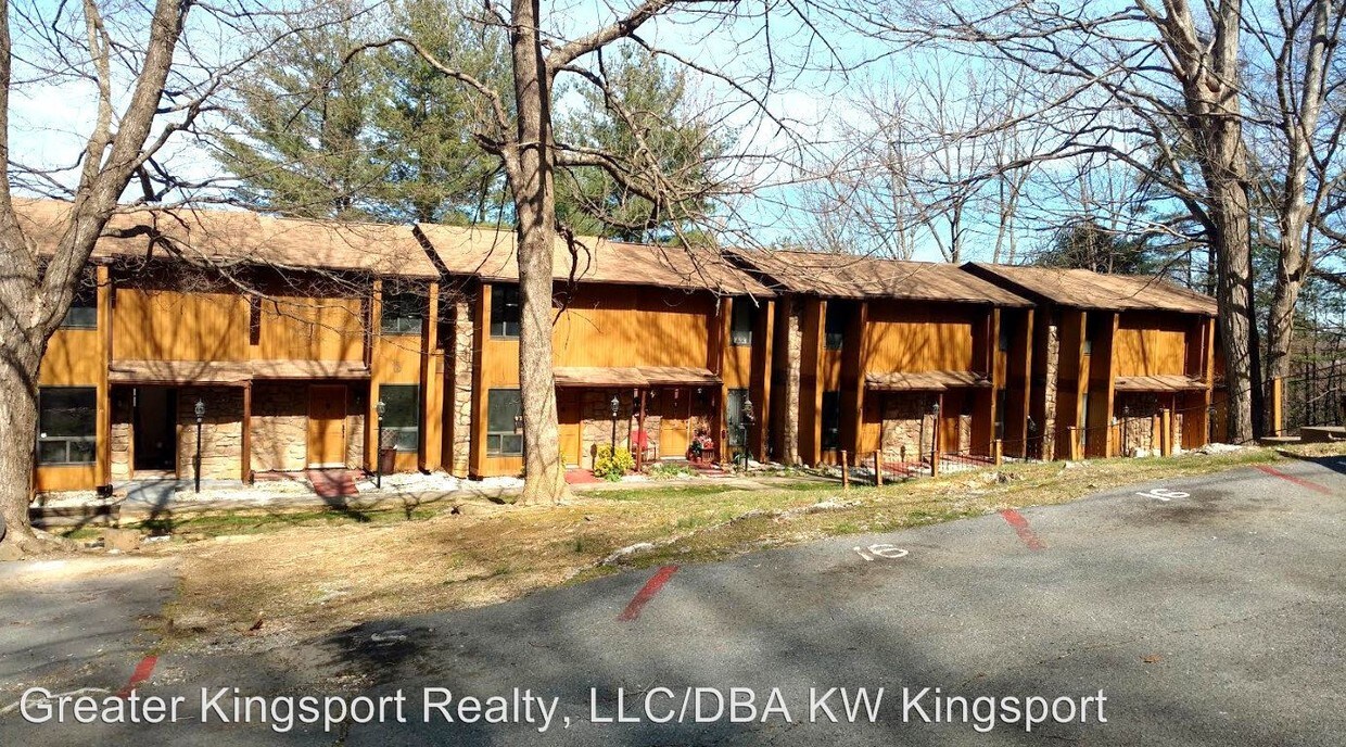 Primary Photo - 1419 Colony Park Dr