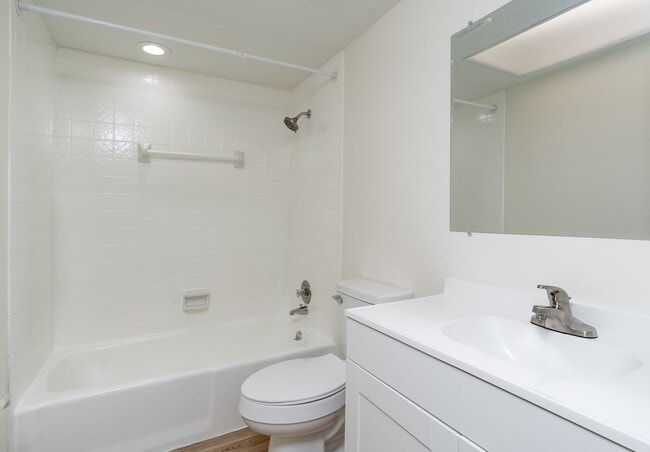 Interior Photo - Bexley House