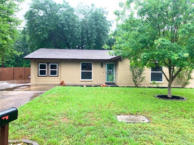 Foto del edificio - 4905 Richmond Ave