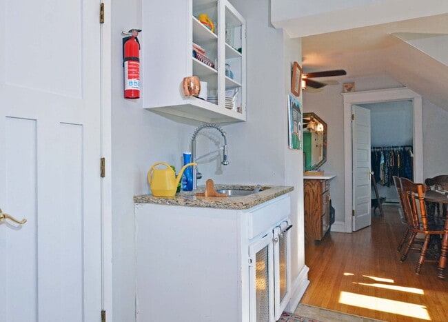 Building Photo - 1920 1st Ave S