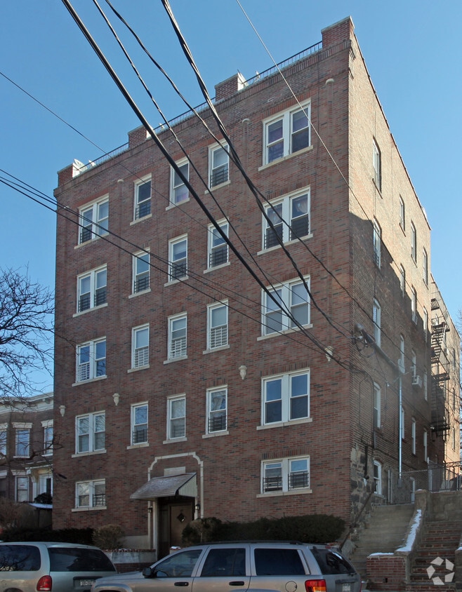 117 N Terrace Ave, Mount Vernon, NY 10550 Apartments in Mount Vernon